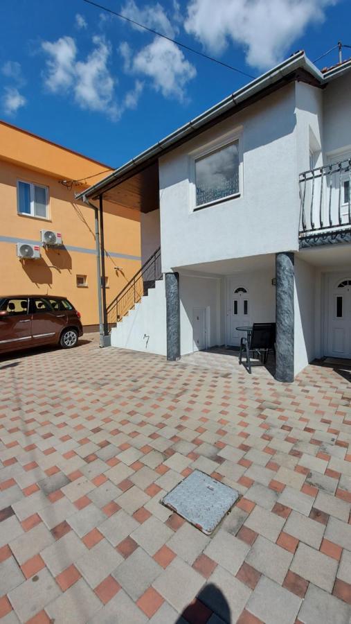 Apartment Kapetanovic Bosanski Samac Стая снимка